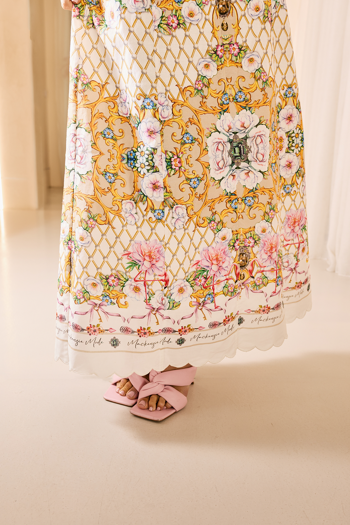 Milan Maxi – Pink Arrows