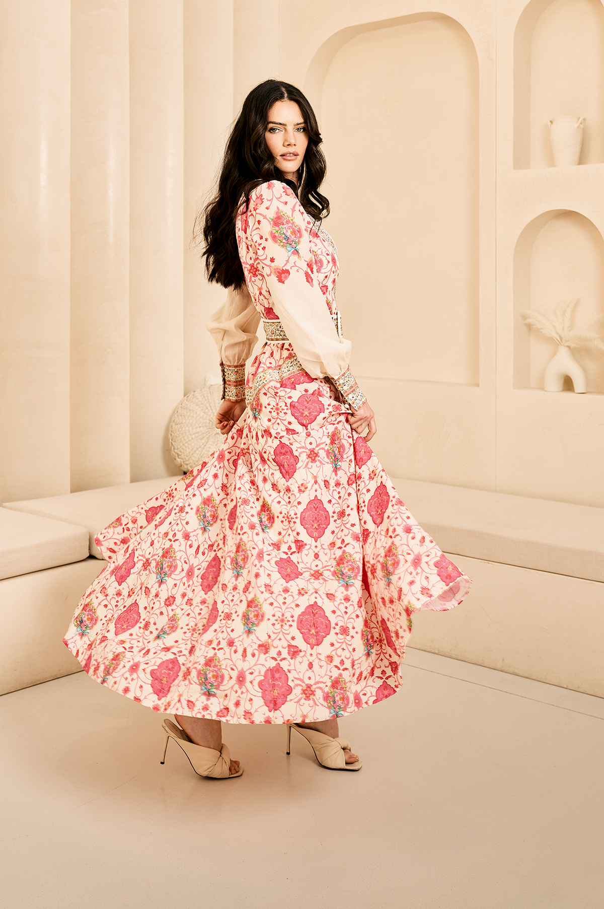 MAGNIFIQUE MAXI DRESS – ROSE BUDS